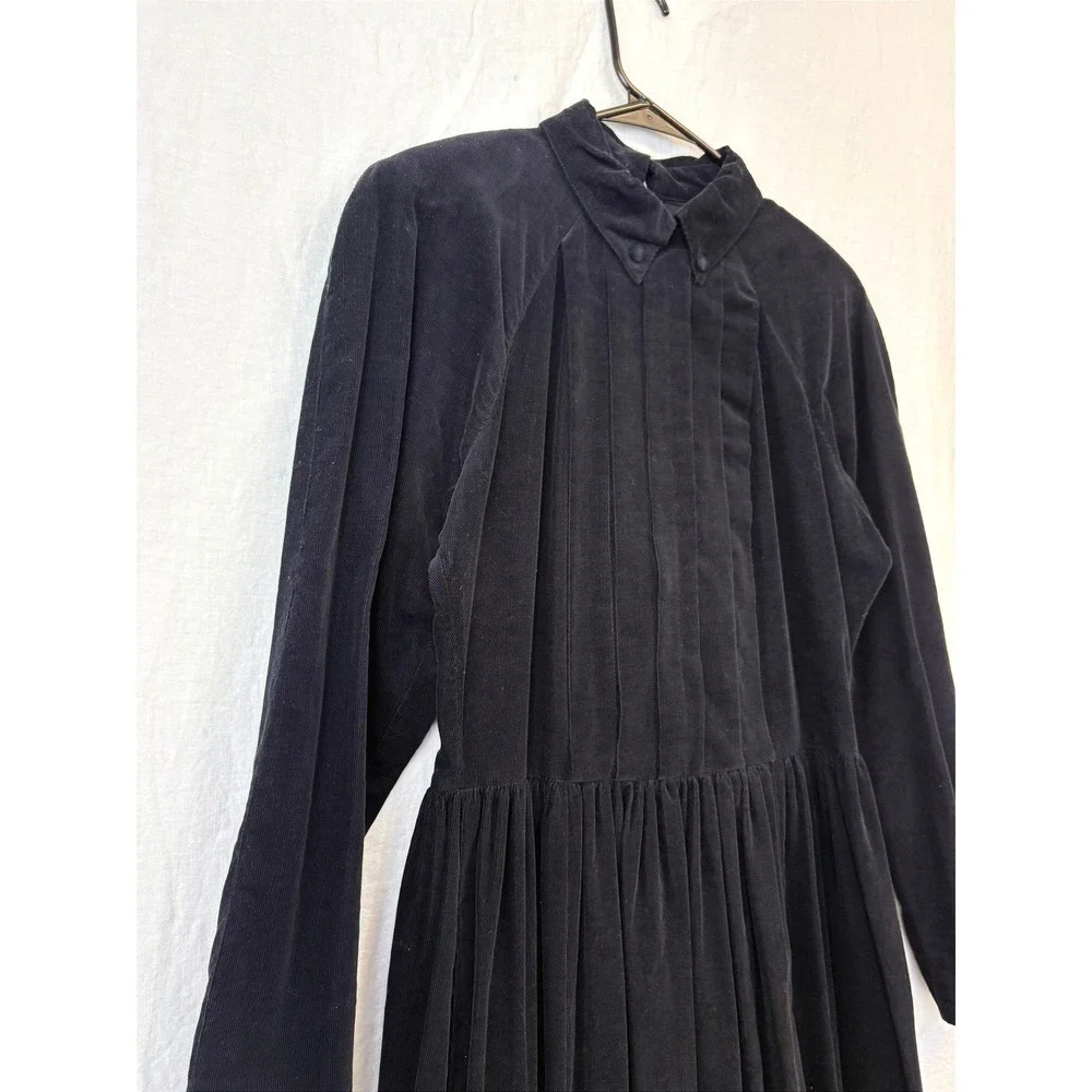Laura Ashley measurements pit